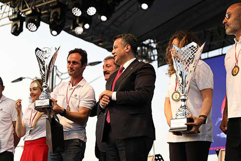 Team Linea Rossa